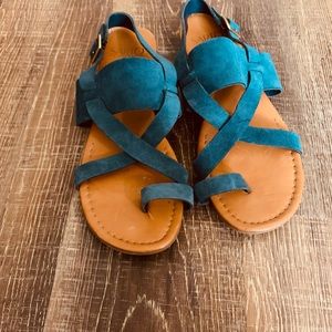 Ladies Franco Sarto blue suede sandals 8.5m